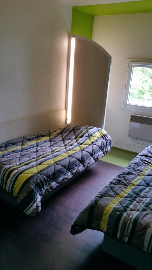 hotelF1 Lyon Isle D'Abeau Ouest St Exupery Saint-Quentin-Fallavier Exterior foto